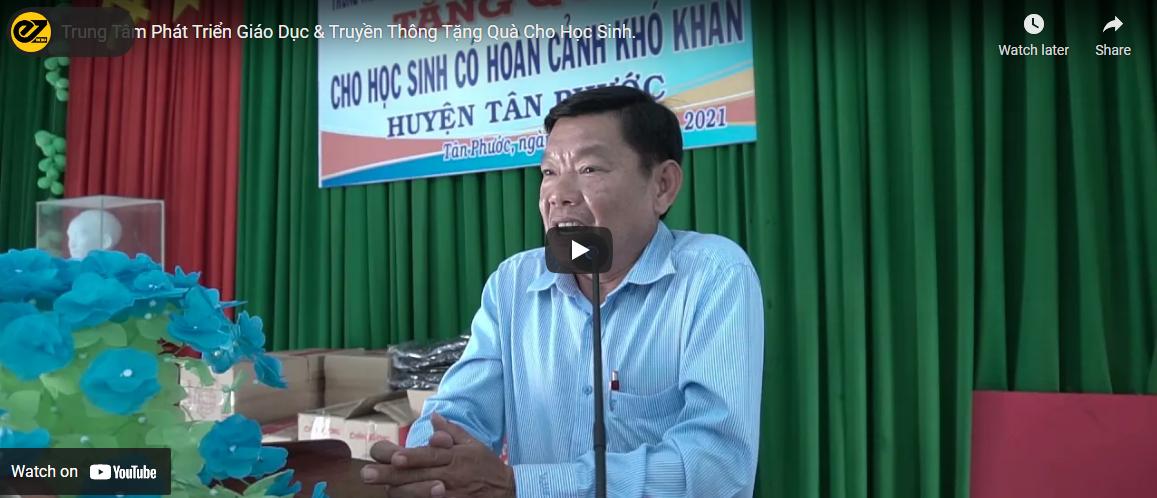 TRUNG TÂM CEDC TẶNG QUÀ CÁC CHÁU HỌC SINH VƯỢT KHÓ HIẾU HỌC TẠI TIỀN GIANG